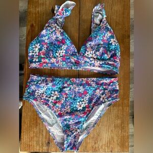 CUPSHE Sundry Daisy Ruffled Bralette & High Waist Bikini, Size Large